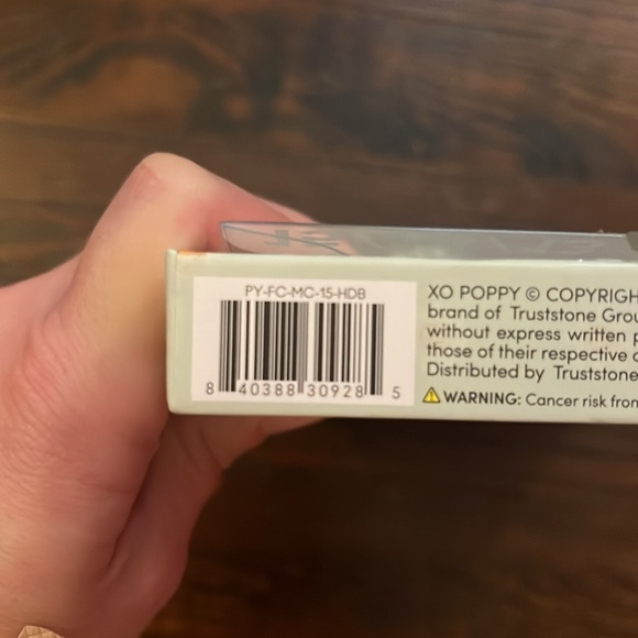 xo poppy phone case (brand new) - Picture 3 of 5